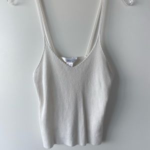 💖3 for $30💖 Cream Knit Cropped Tank Top